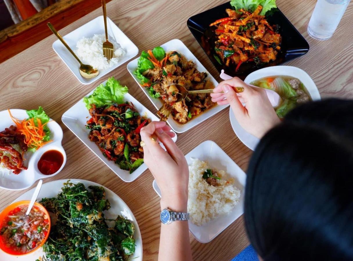 Srihome ยายศรีโฮมแอนแคมป์ปิ้ง Ban Don Tum Bagian luar foto