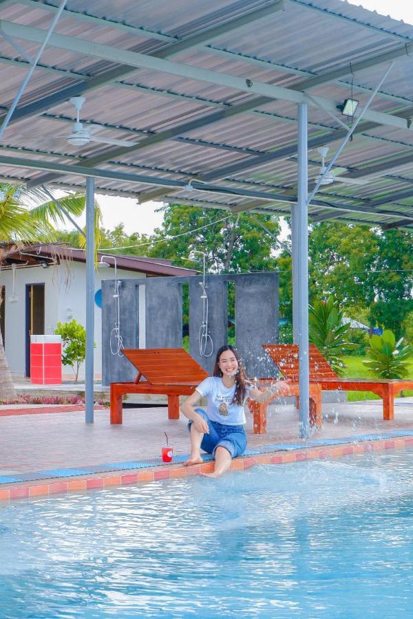 Srihome ยายศรีโฮมแอนแคมป์ปิ้ง Ban Don Tum Bagian luar foto